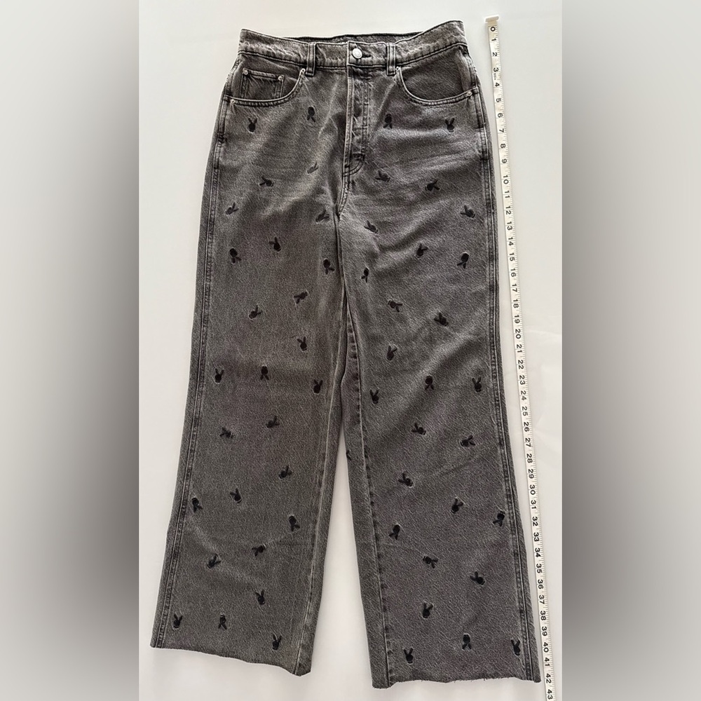 Pacsun Jeans X Playboy - Women’s Size 29 - Grey w/ Black Playboy Bunny Pattern - Picture 10 of 11